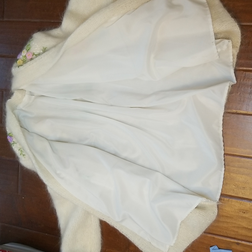 Vintage Cream Fuzzy Embroidered Moha 3D Flowers Knit Cardigan Longsleeve Sweater - Picture 8 of 11